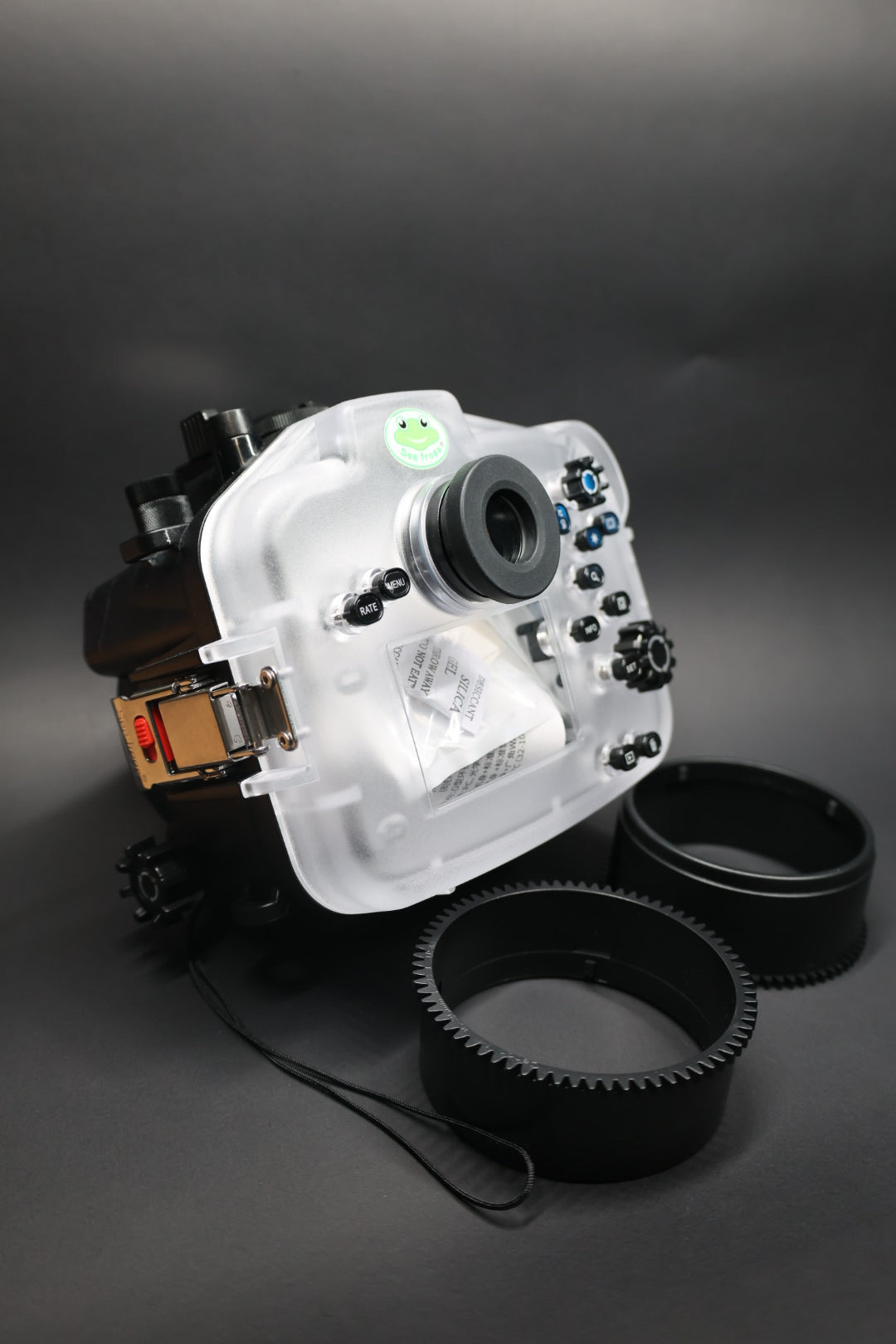 SeaFrogs 40m / 130ft Underwater Housing for Canon EOS R5 (6” Dry Dome Port) – Brand New