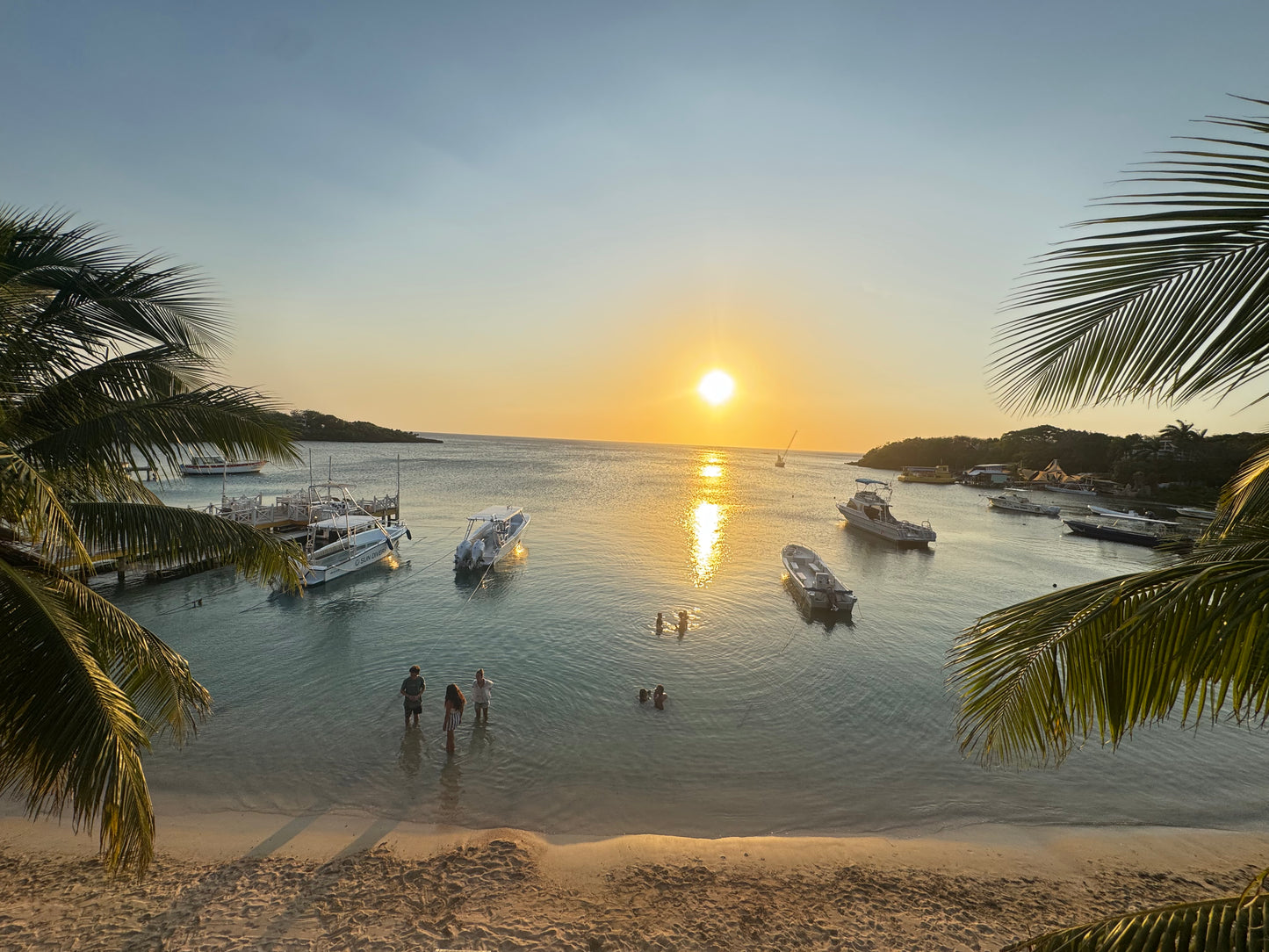 Roatán Honduras – Sundown View
